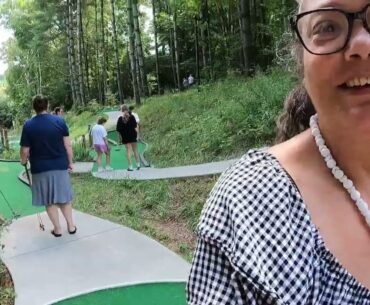 Vic's Place Mini Golf & Shaved Ice / Spruce Pine NC / Tournament 3, Team Steph vs. Team Lee