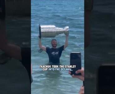 Panthers brought the Stanley Cup to the Atlantic Ocean 😂 (via flapanthersfc/IG)