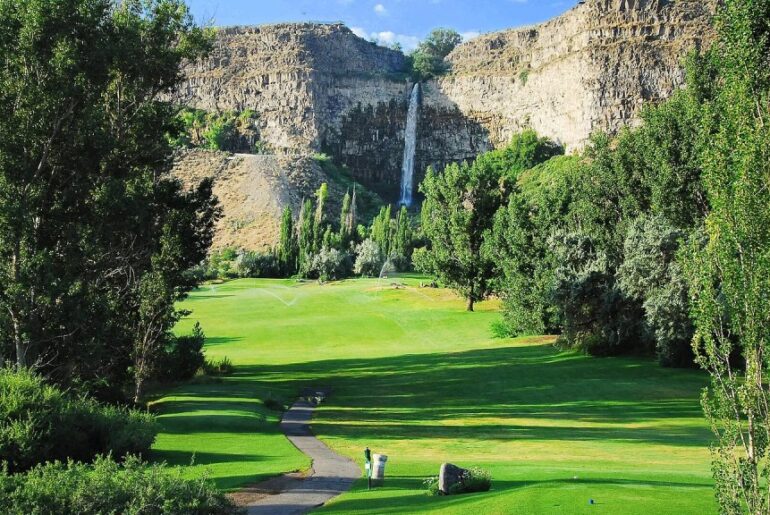 Picturesque Idaho golf course on sale for $18.5 million