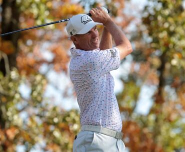 Golf: Steven Alker shoots 62, challenges Ernie Els for Champions Tour No.1