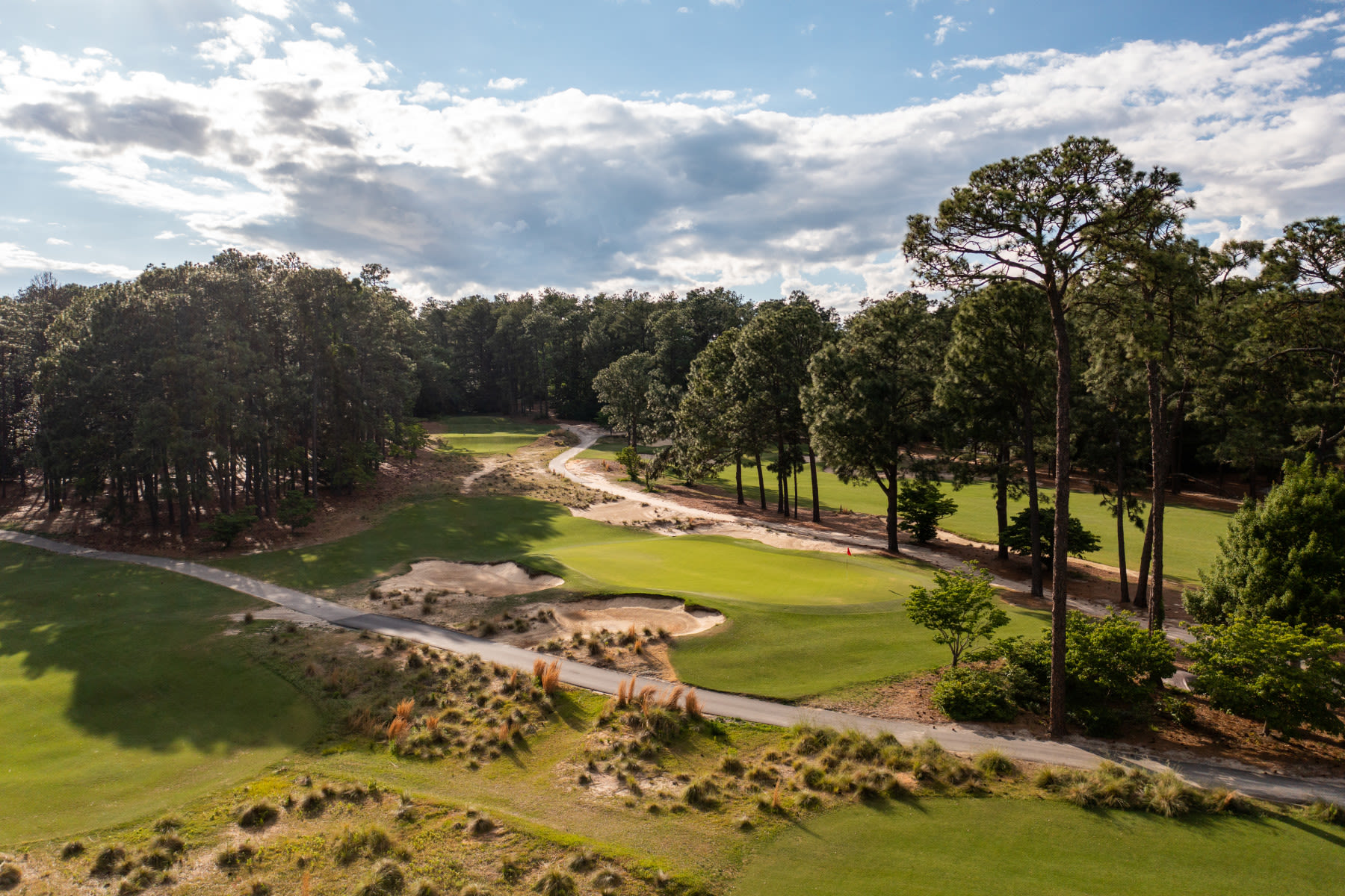 The 11th green at Mid Pines. (Photo by Matt Hahn)