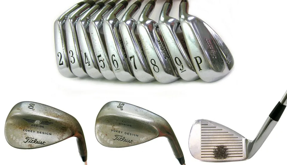 Woods' clubs he used from 2000 to 2001 went for an insane amount of money