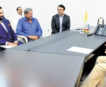 Kapil Dev meets Andhra CM Naidu, discusses setting up of international golf club course